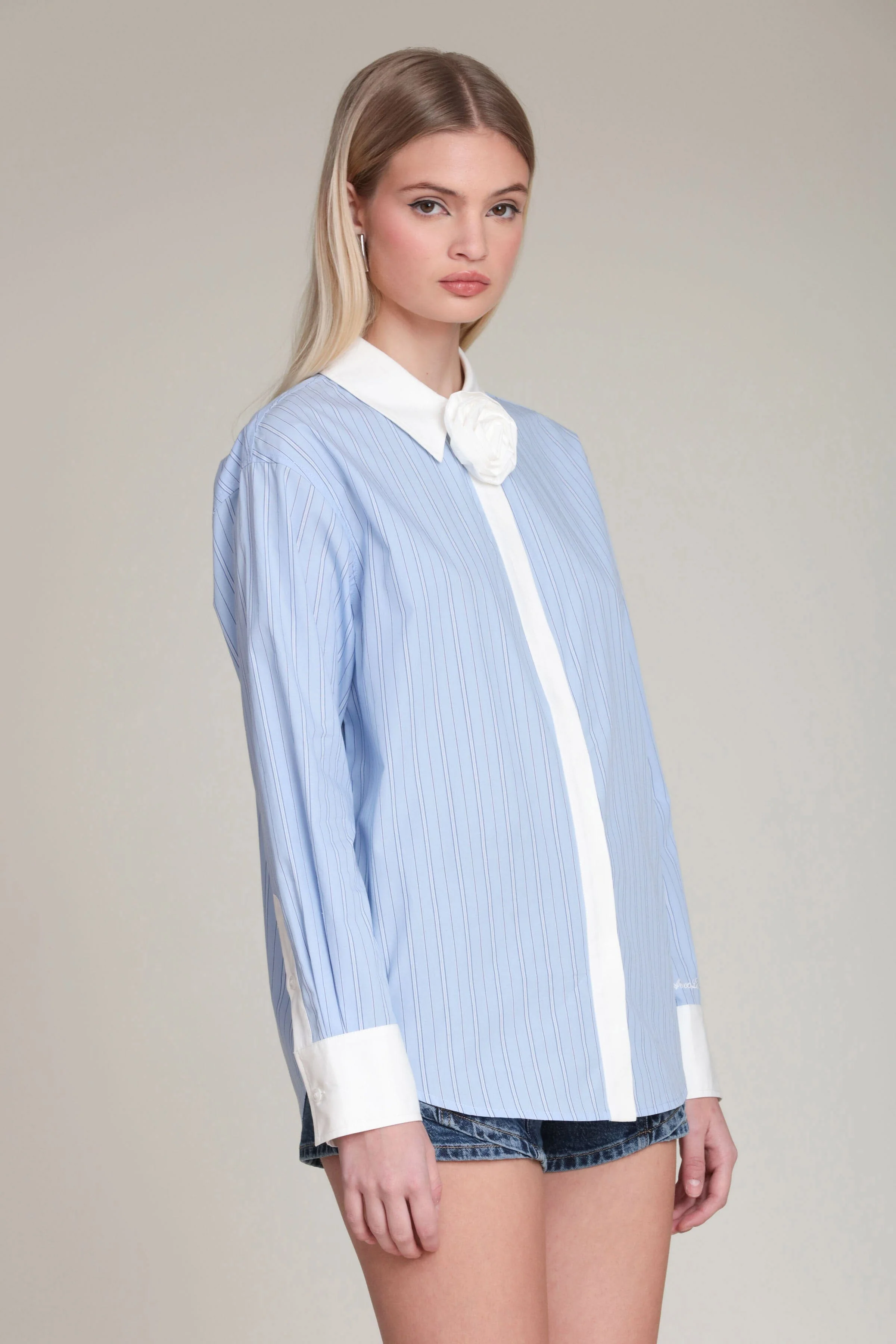 Rosette Detail Cotton Contrast Shirt - Image 4